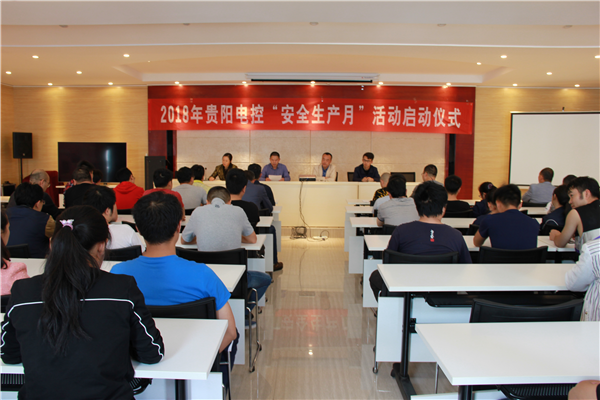 5b1e0f6803d09.png blob.png