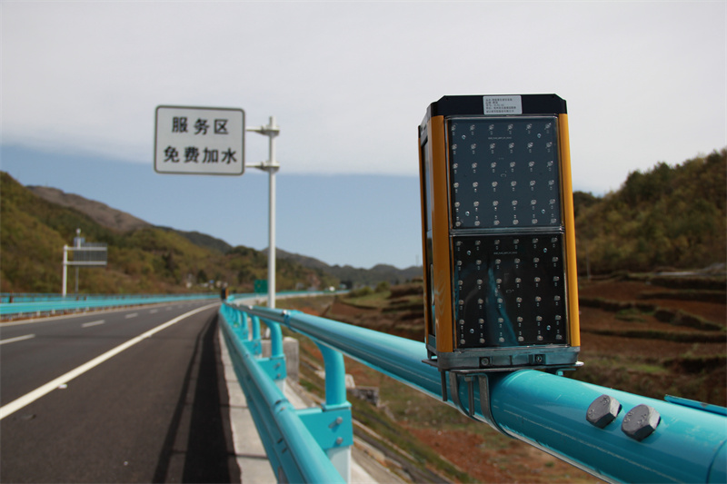 6267a668dbaef.jpg 防霧燈安裝完成.jpg