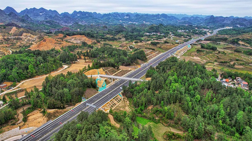 廣西平天1標(biāo) 廣西平天1標(biāo)